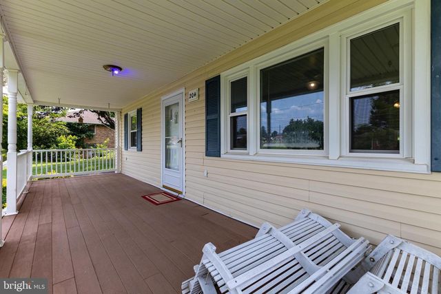 204 NINTH AVE, Luray, VA 22835