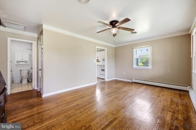 204 NINTH AVE, Luray, VA 22835