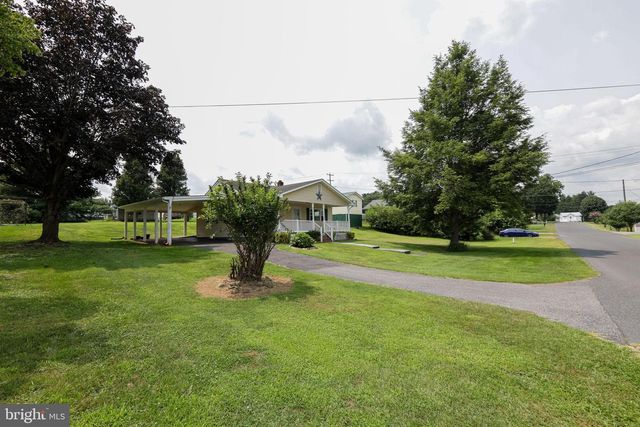 204 NINTH AVE, Luray, VA 22835