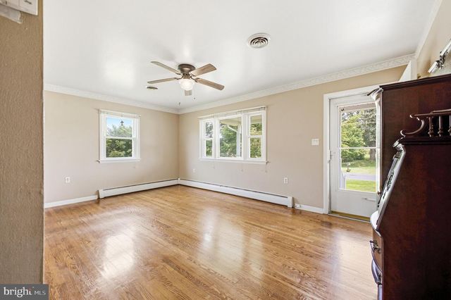 204 NINTH AVE, Luray, VA 22835