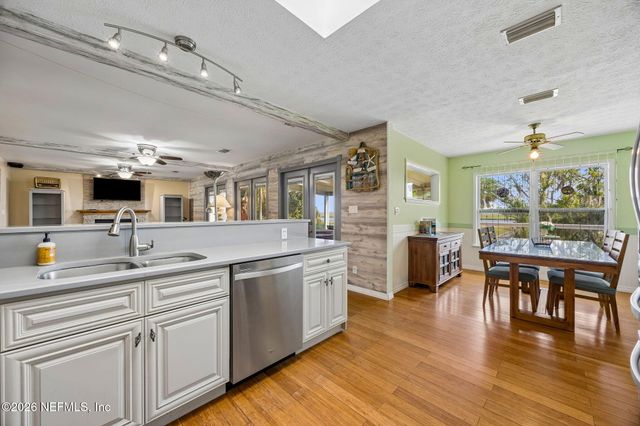 97145 BLACKBEARDS Way, Yulee, FL 32097