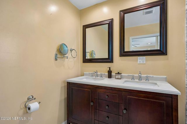 97145 BLACKBEARDS Way, Yulee, FL 32097