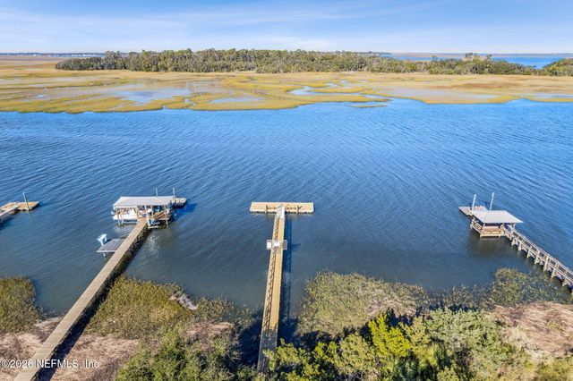97145 BLACKBEARDS Way, Yulee, FL 32097