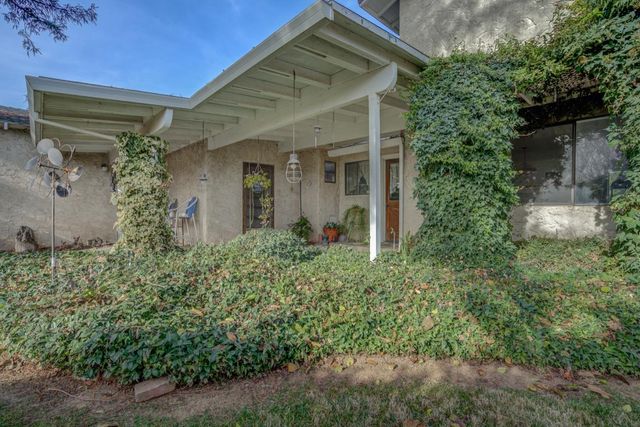 2854 Illinois Avenue, Corning, CA 96021