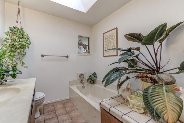 2854 Illinois Avenue, Corning, CA 96021