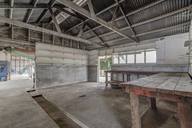 2854 Illinois Avenue, Corning, CA 96021