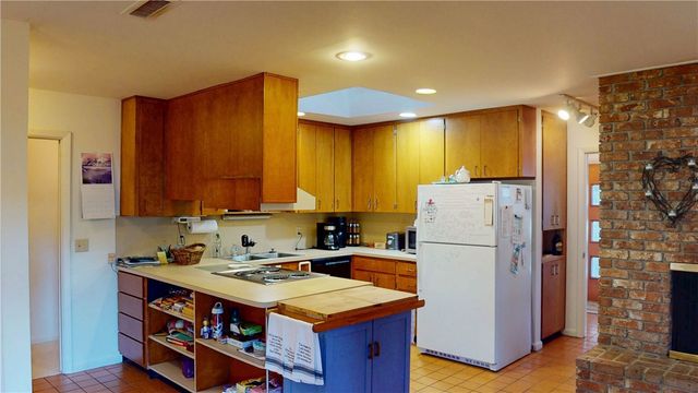 305 Old Plantation Road, Jekyll Island, GA 31527