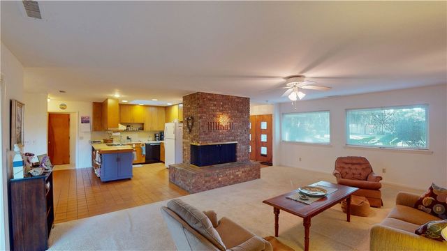 305 Old Plantation Road, Jekyll Island, GA 31527