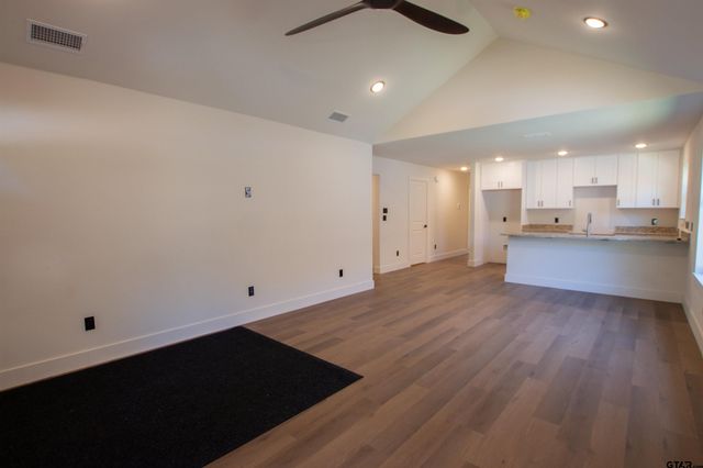 1108 Park St, Tyler, TX 75702