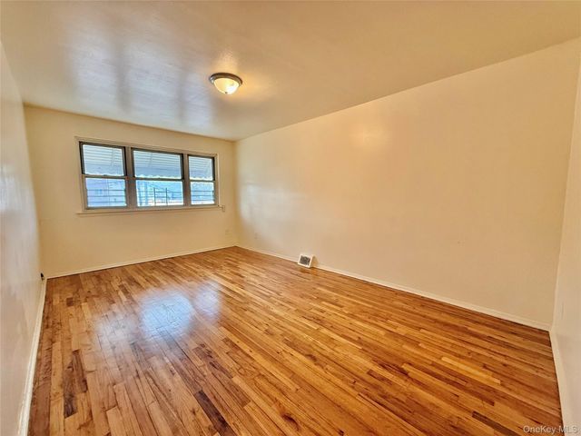 1958 Burke Avenue FL 2, Bronx, NY 10469