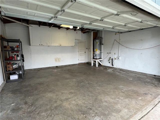 1600 W Robin Drive, Visalia, CA 93291