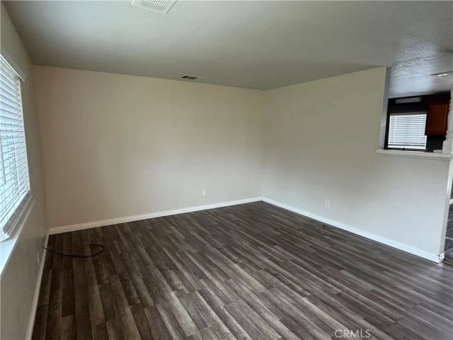 1600 W Robin Drive, Visalia, CA 93291