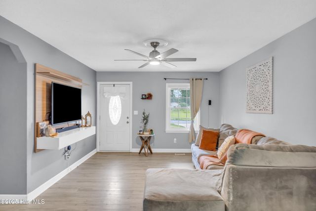 117 Linda Drive, Jacksonville, NC 28546