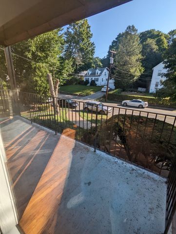 202 Central 6, Stoneham, MA 02180