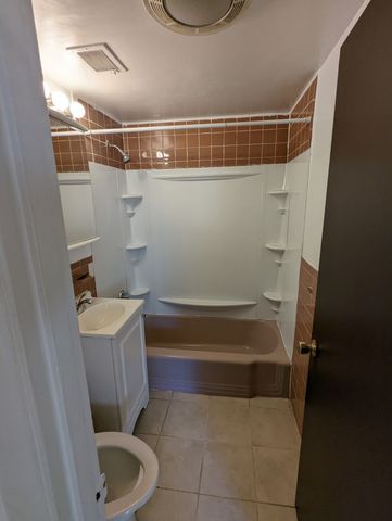 202 Central 6, Stoneham, MA 02180