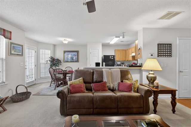 284 Cottonwood Creek Circle, Canton, GA 30114