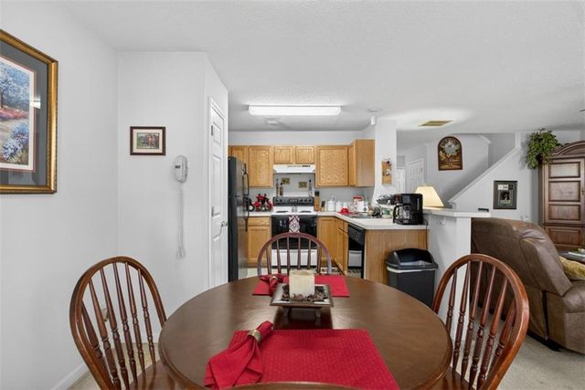 284 Cottonwood Creek Circle, Canton, GA 30114