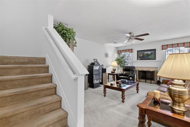 284 Cottonwood Creek Circle, Canton, GA 30114