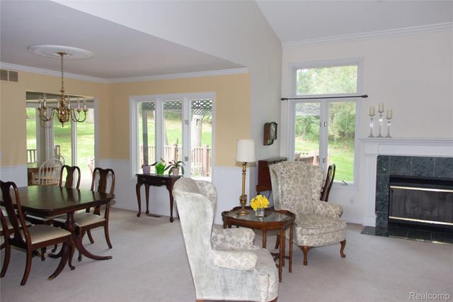 7781 Partridge Hill Drive, Hamburg Township, MI 48116