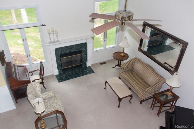 7781 Partridge Hill Drive, Hamburg Township, MI 48116