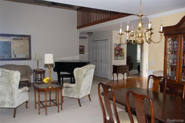 7781 Partridge Hill Drive, Hamburg Township, MI 48116