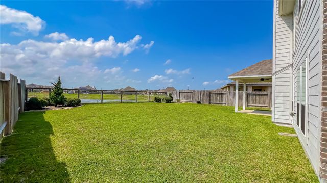 14227 Angelina Drive, Baytown, TX 77523