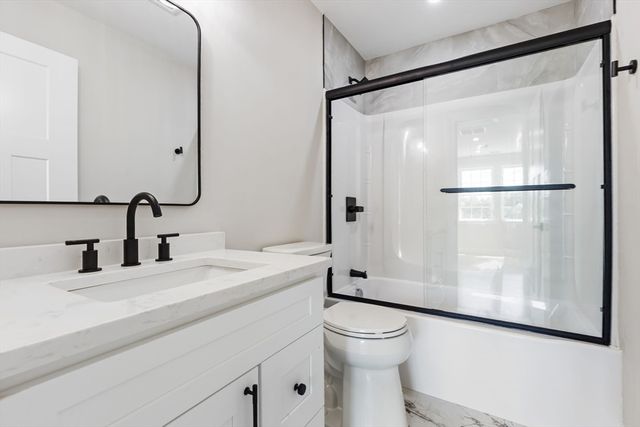 53 Louis St, Holliston, MA 01746