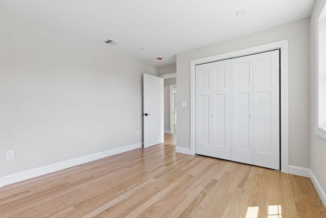 53 Louis St, Holliston, MA 01746