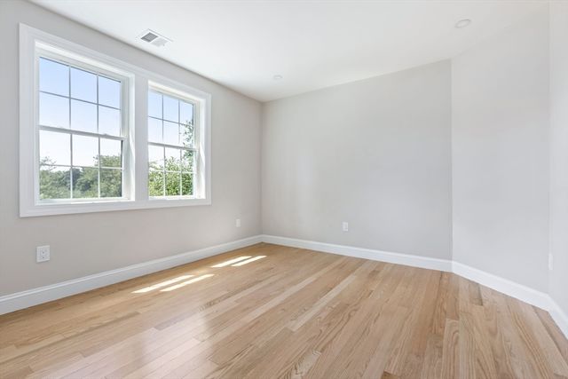 53 Louis St, Holliston, MA 01746
