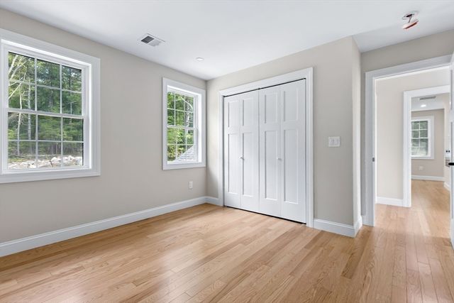 53 Louis St, Holliston, MA 01746