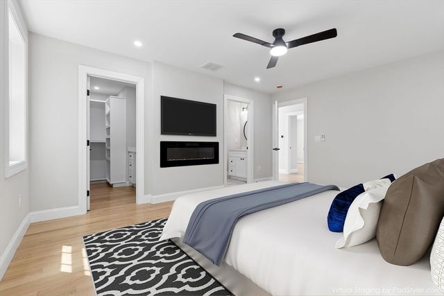 53 Louis St, Holliston, MA 01746