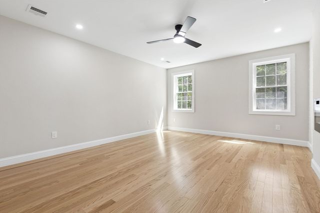 53 Louis St, Holliston, MA 01746