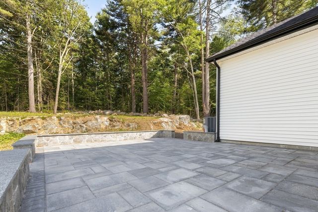 53 Louis St, Holliston, MA 01746