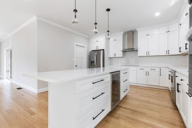 53 Louis St, Holliston, MA 01746