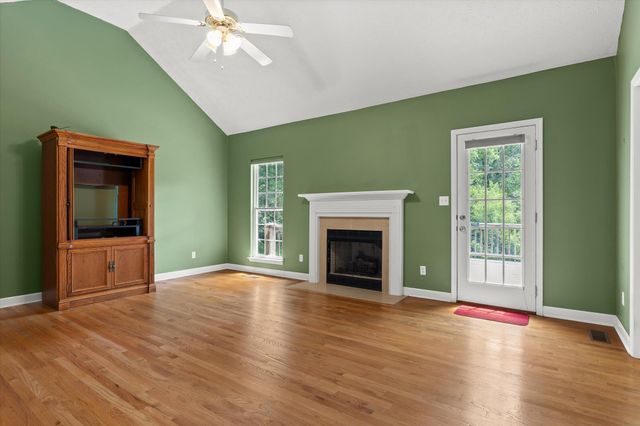 5008 Dellwood Drive, Rossville, GA 30741
