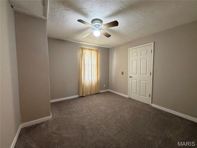3533 Dixie Drive, St Ann, MO 63074