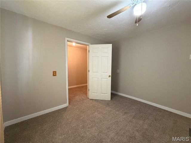 3533 Dixie Drive, St Ann, MO 63074
