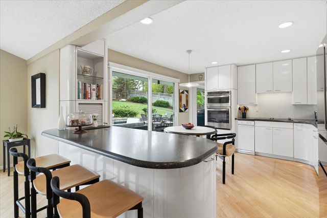 5717 View Lane, Edina, MN 55436