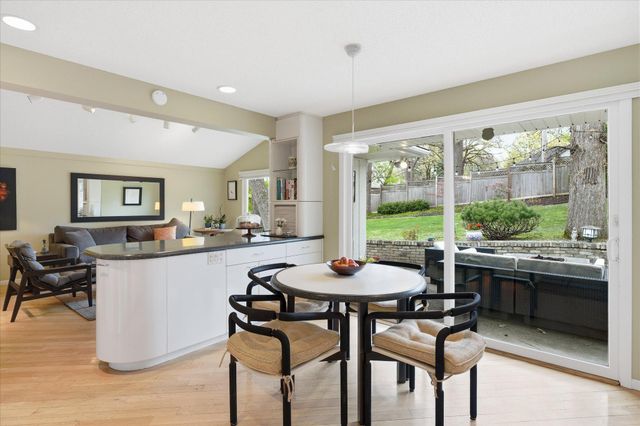 5717 View Lane, Edina, MN 55436