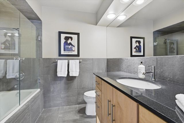 5717 View Lane, Edina, MN 55436