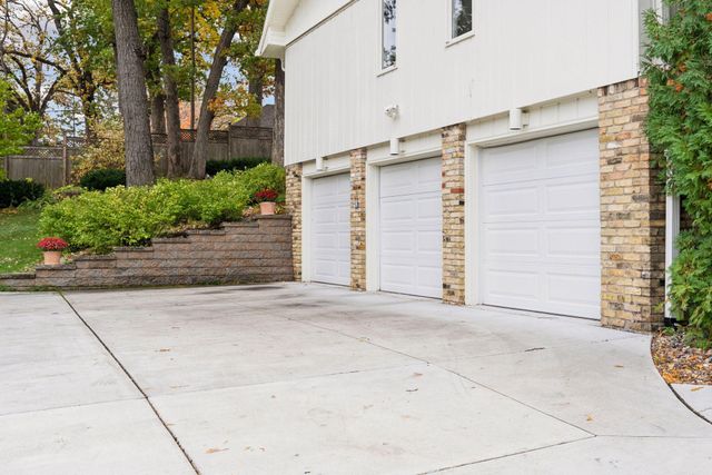 5717 View Lane, Edina, MN 55436