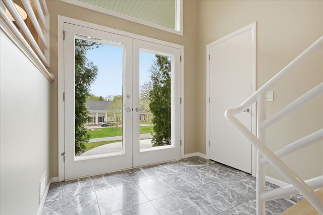 5717 View Lane, Edina, MN 55436