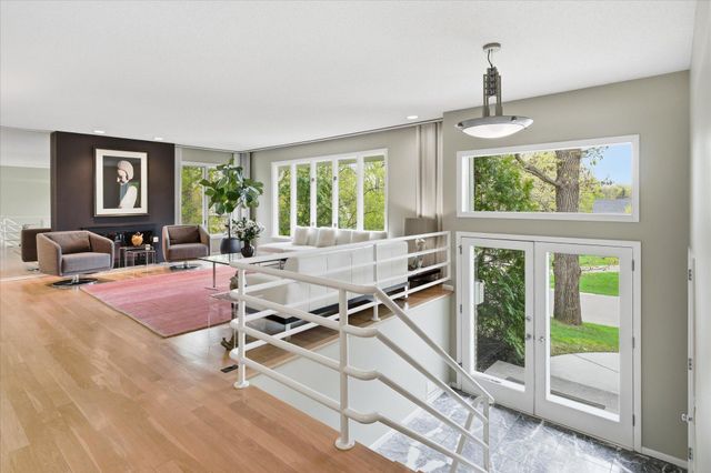 5717 View Lane, Edina, MN 55436
