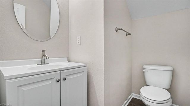 4281 Salem Springs Court, Winston-salem, NC 27107