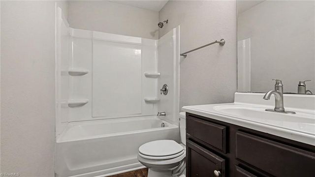 4281 Salem Springs Court, Winston-salem, NC 27107