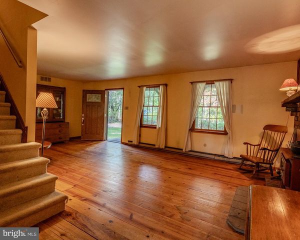 5744 OAK ST, Mays Landing, NJ 08330