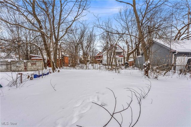 11909 Parkhill Avenue, Cleveland, OH 44120