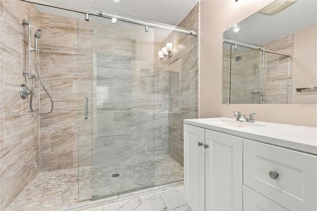 4601 CHANCELLOR STREET NE 143, St Petersburg, FL 33703