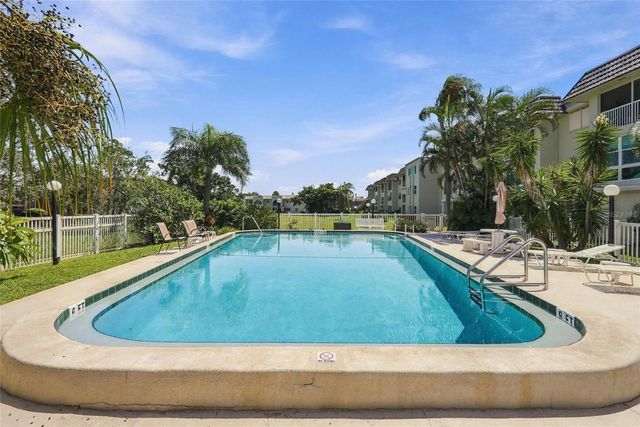 4601 CHANCELLOR STREET NE 143, St Petersburg, FL 33703