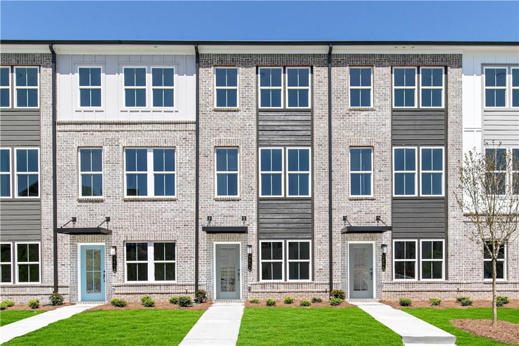1414 Creekside NW Circle, Atlanta, GA 30318